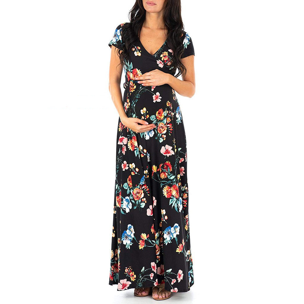 pregnant-woman flowery long summer dress